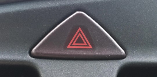 What is a Mercedes Red Triangle Warning Light